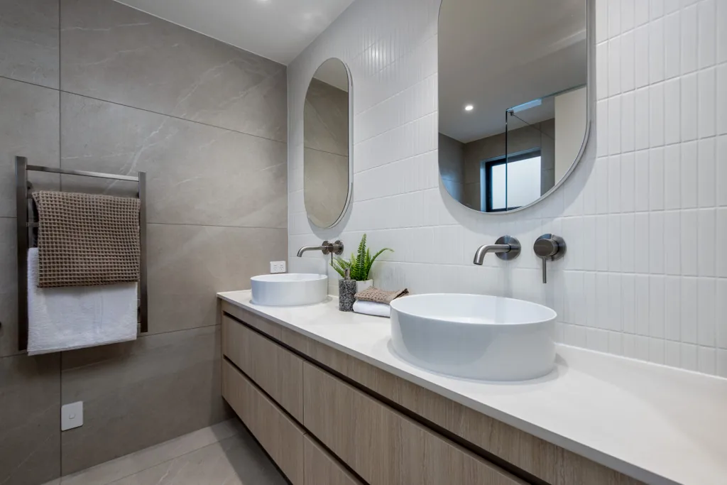 Premium bathroom tiling in a North Shore home in Auckland by Tarara Tiling