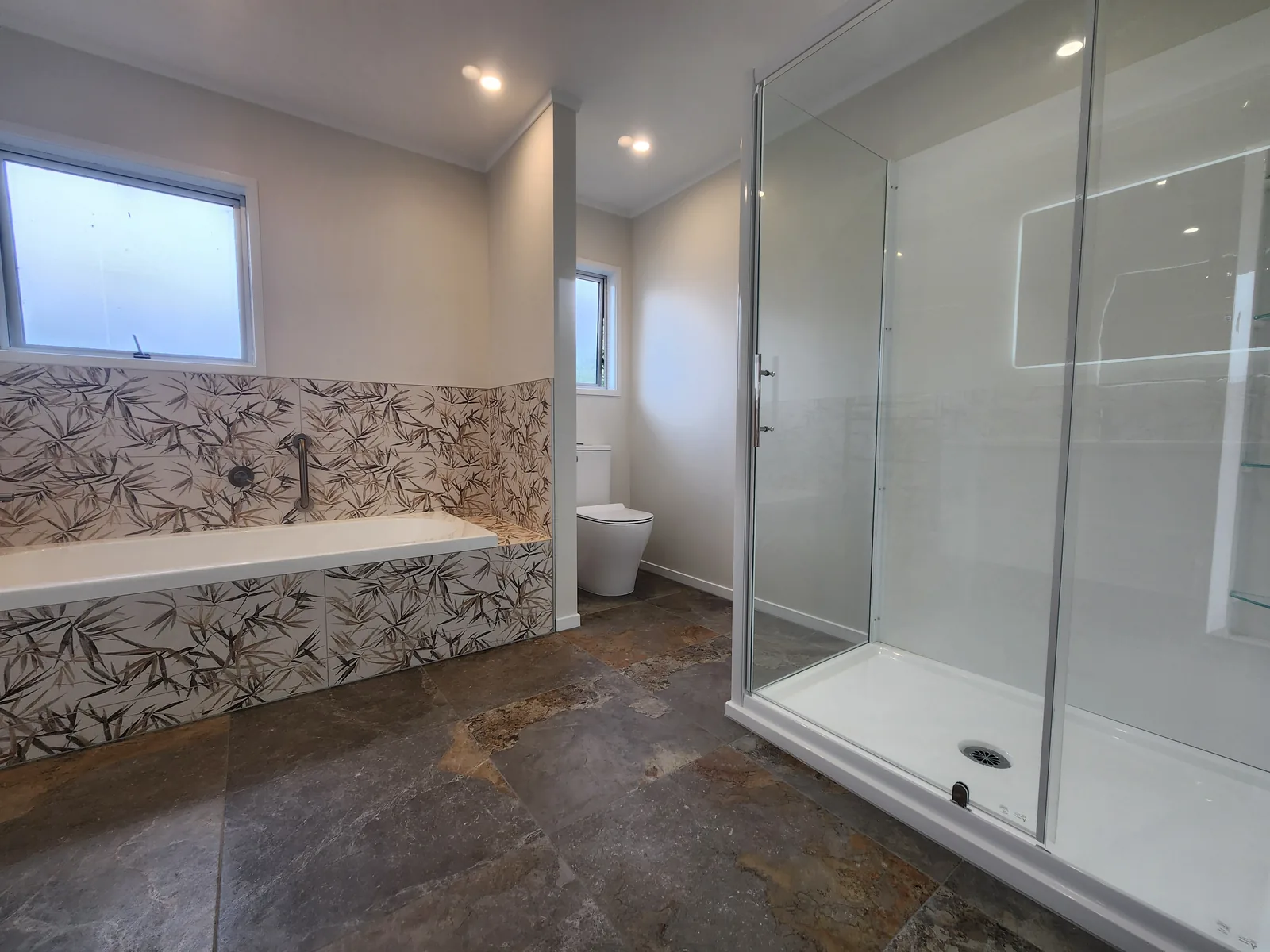 New-build bathroom tiling in West Auckland by Tarara Tiling, based in Kumeū